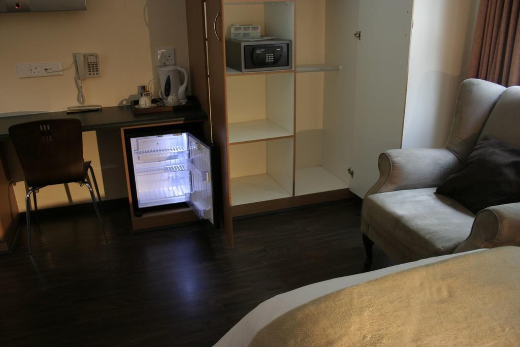 Europrime Boutique Hotel Боксбург Экстерьер фото