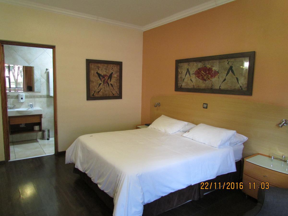 Europrime Boutique Hotel Боксбург Экстерьер фото