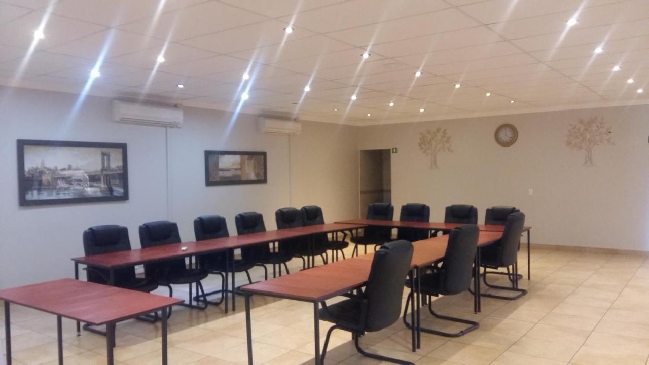 Europrime Boutique Hotel Боксбург Экстерьер фото