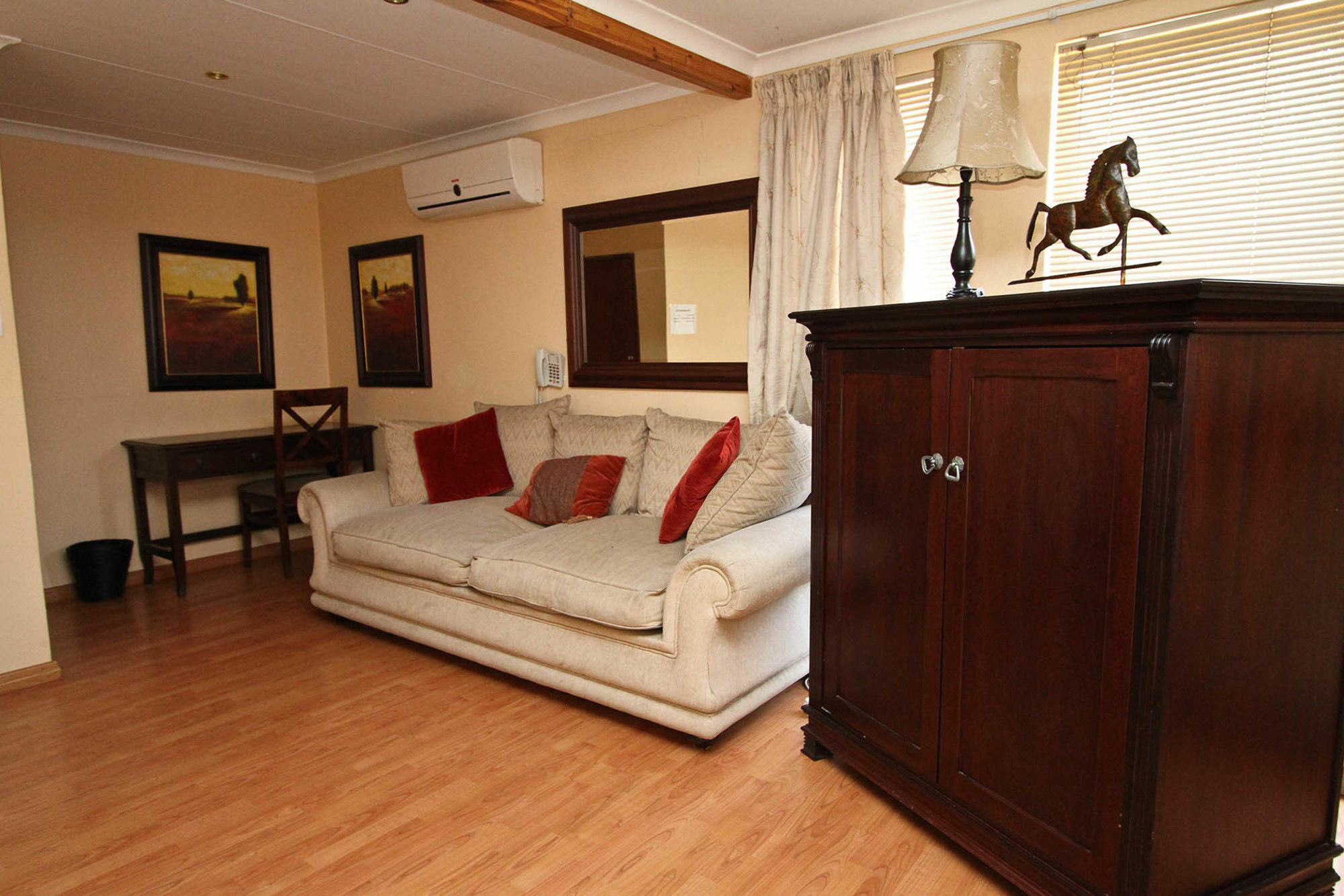 Europrime Boutique Hotel Боксбург Экстерьер фото